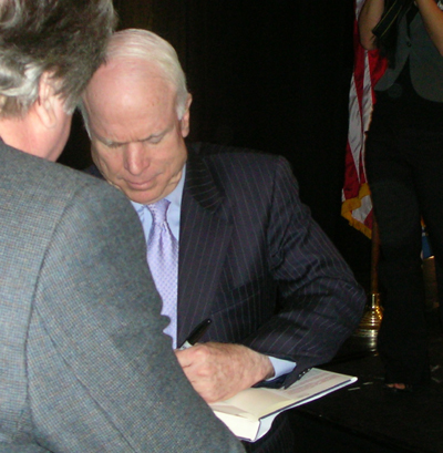 McCains Left Hand